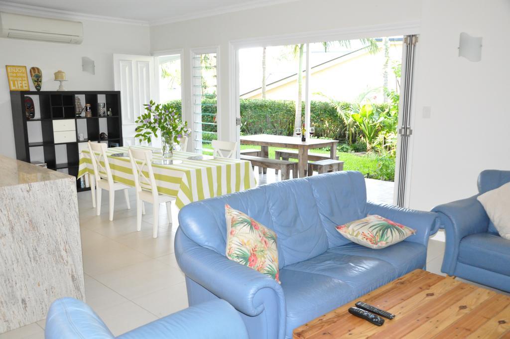 بريزبين Modern 3 Bedroom Apartment In Traditional Queenslander , Patio, Leafy Yard, Pool المظهر الخارجي الصورة
