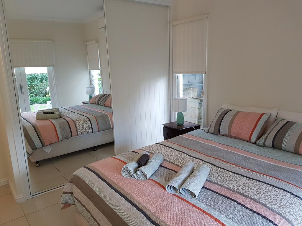 بريزبين Modern 3 Bedroom Apartment In Traditional Queenslander , Patio, Leafy Yard, Pool المظهر الخارجي الصورة